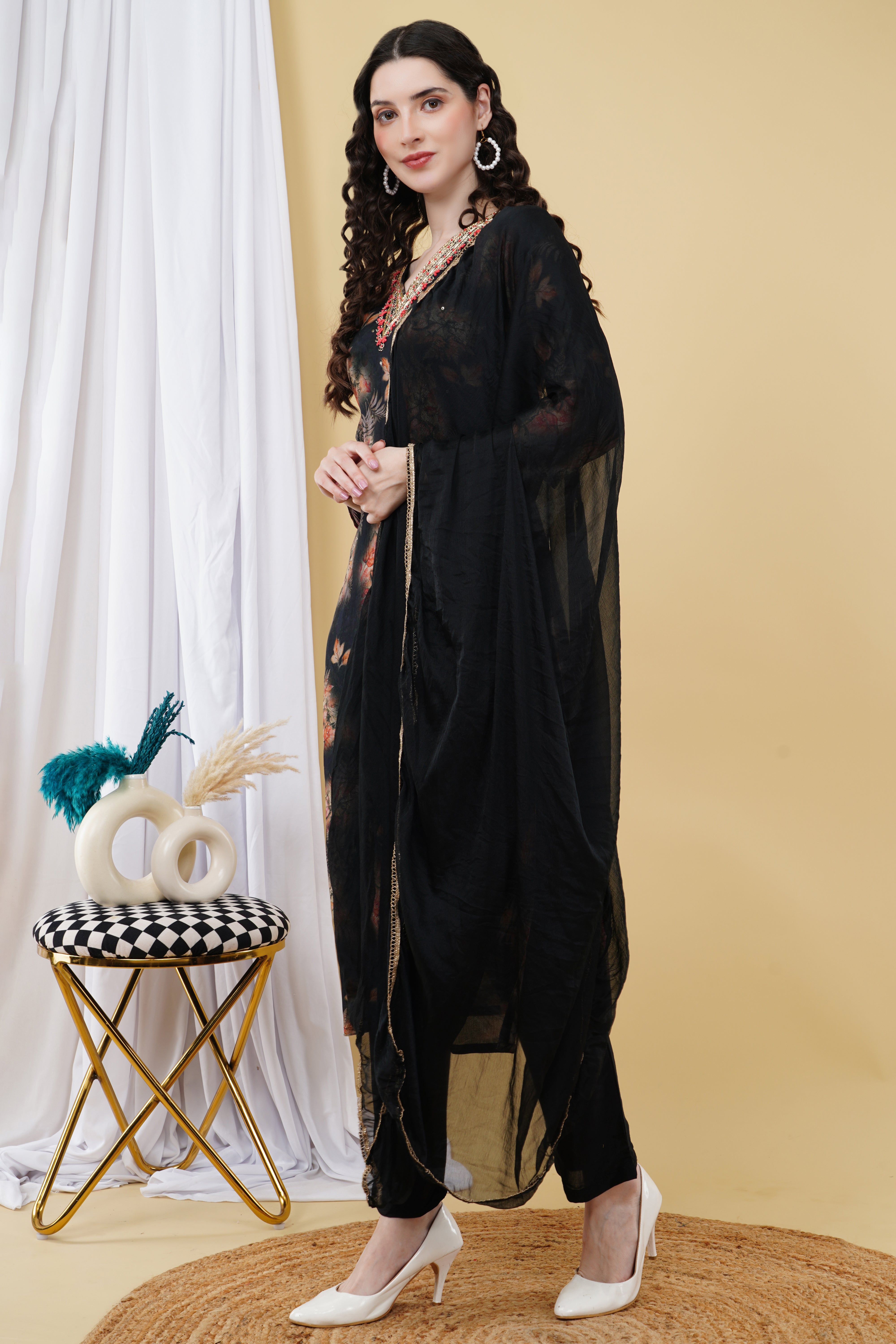 black chinnon chiffon digital printed suit K559