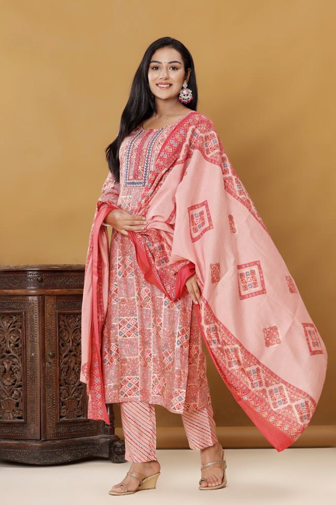 KAINOOSH modaal silk printed with embroidery K518