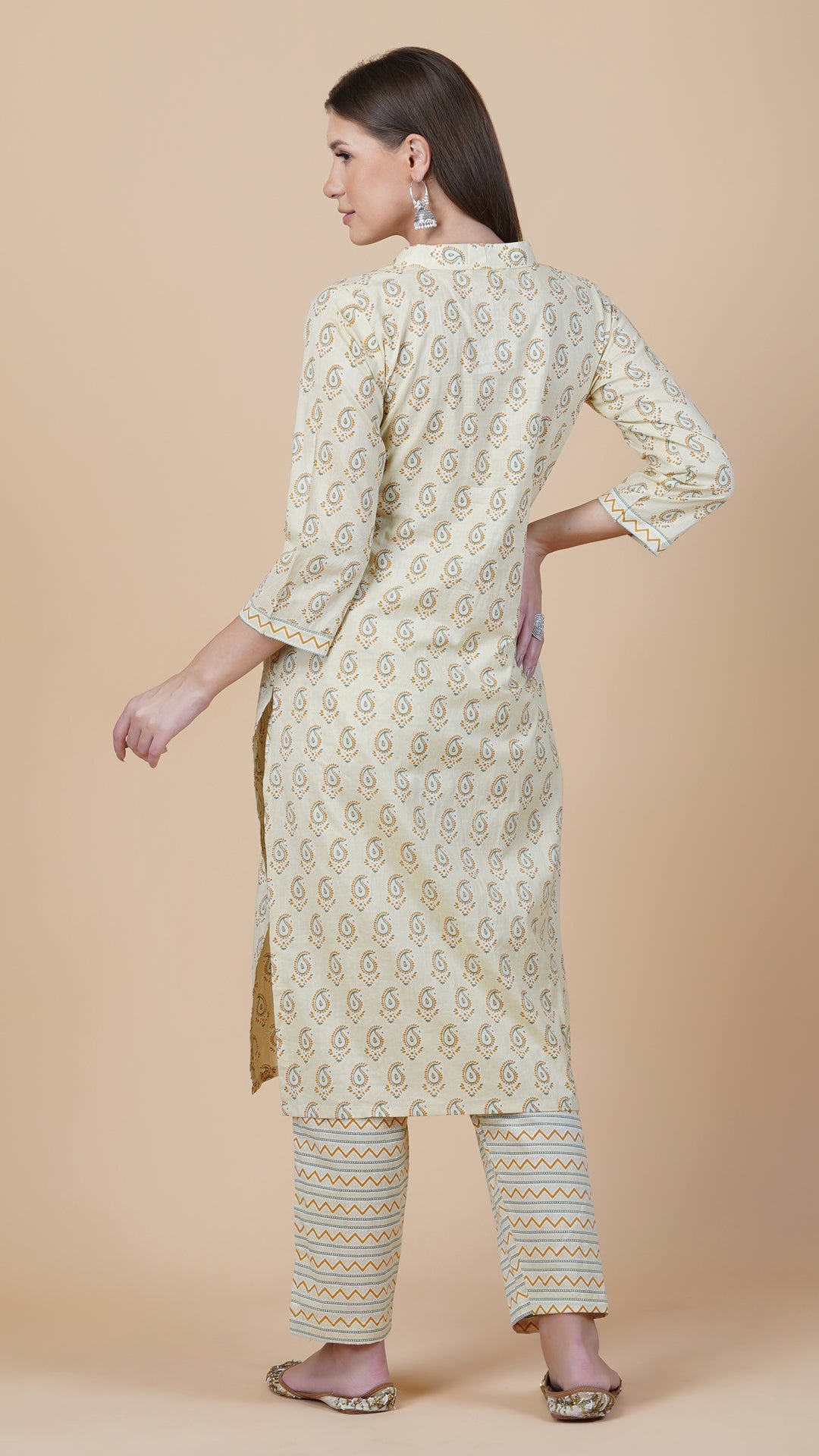 KAINOOSH  CAMBRIC KURTA SET - BEIGE (K340)