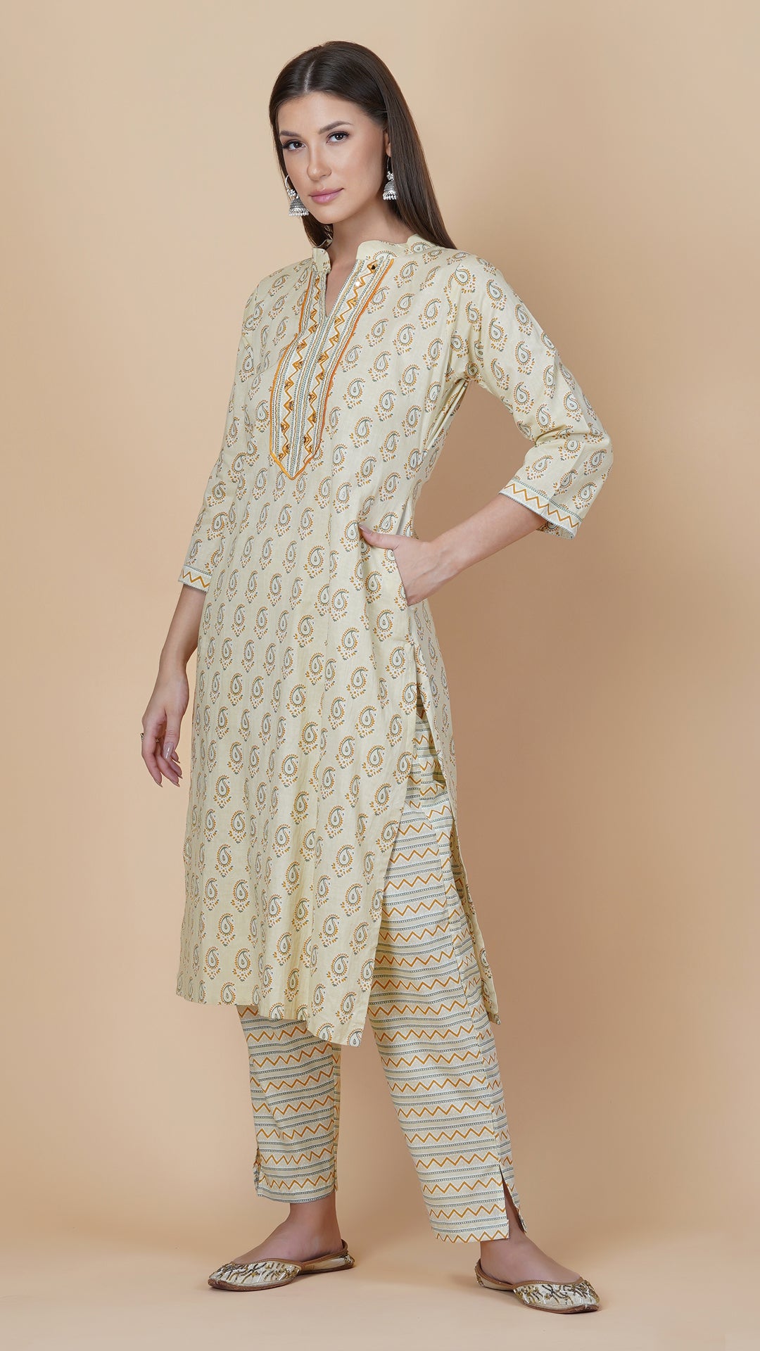 KAINOOSH  CAMBRIC KURTA SET - BEIGE (K340)