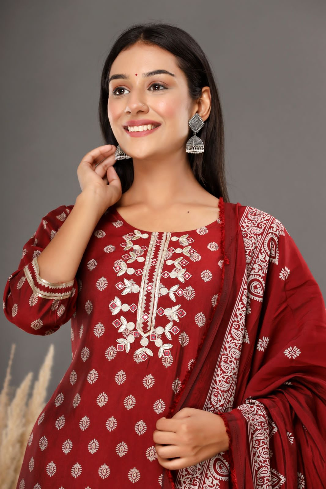 KAINOOSH modaal silk kurta set with embroidery (k391)